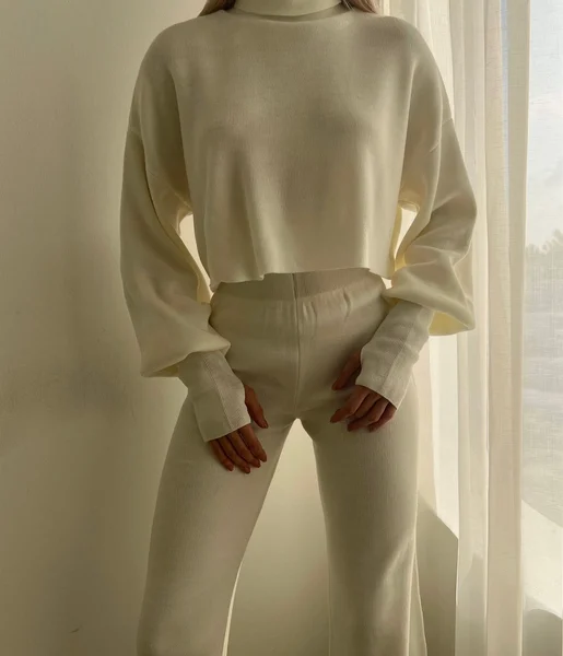 Balıkçı Yaka Üst Geniş Paça Alt London Kadın Ekru Triko Takım