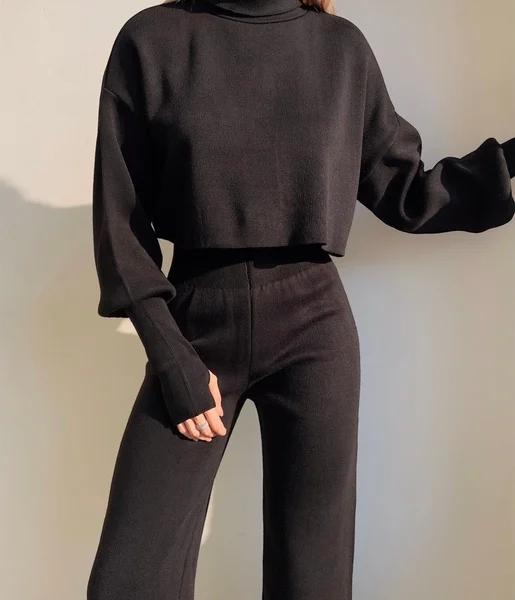 Balıkçı Yaka Üst Geniş Paça Alt London Kadın Siyah Triko Takım