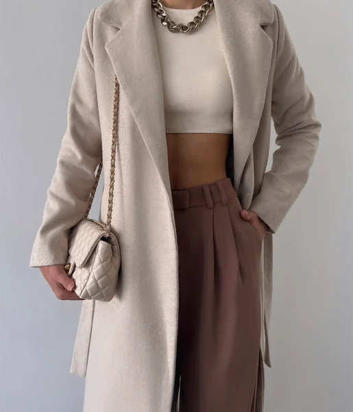 Belden Kuşaklı Yanları Cep Detaylı Stefan Kadın Bej Kaşe Kaban