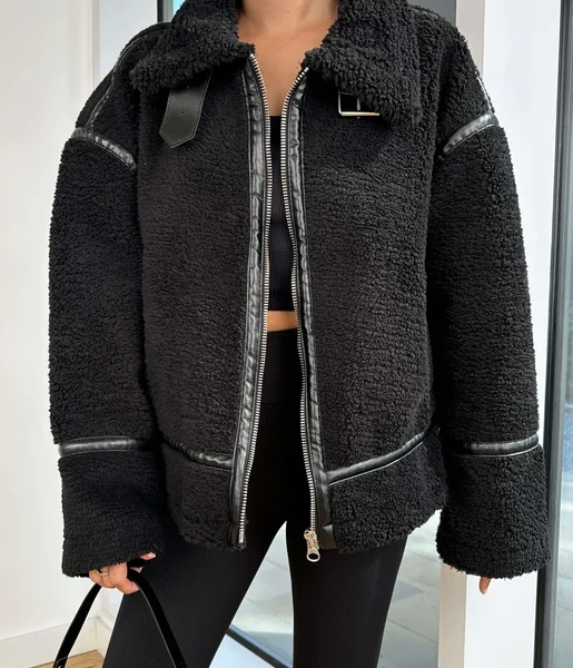 Deri Detaylı Fermuar Kapamalı Vegan Pelüş Fadey Siyah Kadın Mont