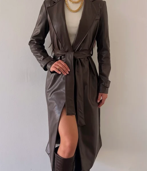 Kolları Kemer Görünümlü Beli Kemerli Adali Kadın Siyah Vegan Deri Kaban