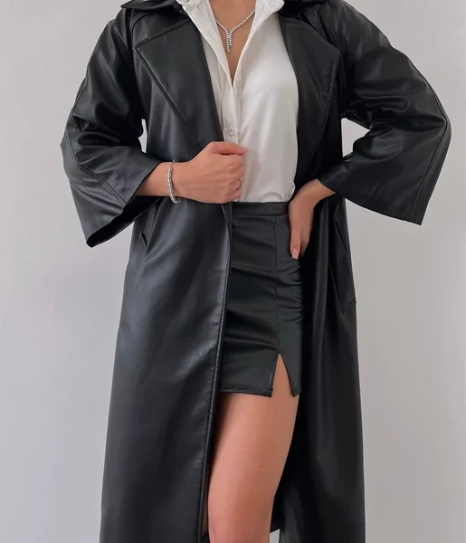 Önden Kuşak Bağlamalı Yarım Geniş Kol Maysa Kadın Siyah Vegan Deri Kaban