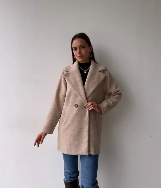 Tek Düğme Kapamalı Yanları Cepli Nerve Kadın Taş Kaşe Kaban